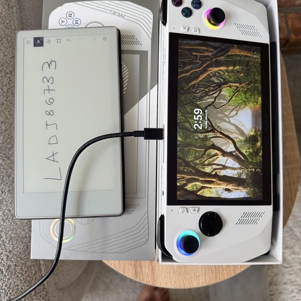 Asus ROG Ally 7 inch - 512 GB, White, 16 GB, AMD Ryzen Z1 Extreme, Ryzen Z1 Extreme