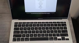 Mint
													MacBook Air 2020 - 13" - Apple M1, Silver, 256 GB, 8 GB, photo 1 of 8
