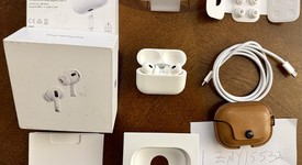 Used
													Apple AirPods Pro 2 - USB-C, photo 1 of 7