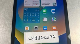 Good
													Apple iPad 5th Gen - Wi-Fi, Silver, 32 GB, A1822, photo 2 of 3