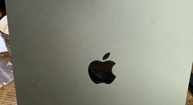 Good
													Apple iPad Air 4th Gen - Unlocked, Green, 256 GB, A2324, photo 3 of 5