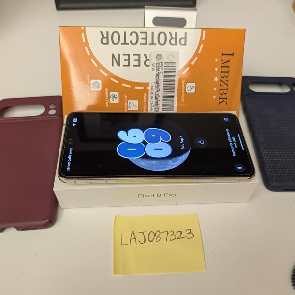Google Pixel 8 Pro - Unlocked, 256 GB, Porcelain, 12 GB, G1MNW, mmWave 5G