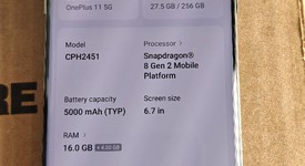 Mint
													OnePlus 11 - Unlocked, Green, 256 GB, 16 GB, CPH2451, photo 3 of 19