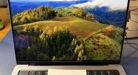 Mint
													MacBook Pro 2021 - 14" - Apple M1 Pro 8-core, Gray, 512 GB, 16 GB, photo 3 of 9