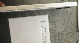 Good
													Nothing Phone (2) - Unlocked, White, 256 GB, 12 GB, photo 4 of 8