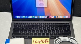 Good
													MacBook Air 2020 - 13" - Apple M1, Gray, 512 GB, 8 GB, photo 1 of 12