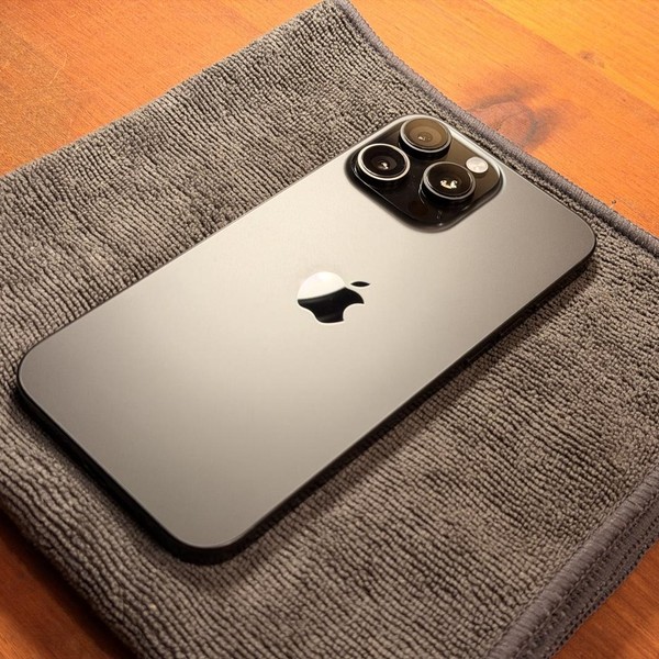 Apple iPhone 16 Pro Max - Unlocked, 256 GB, Black, A3084