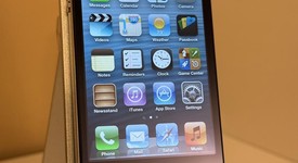 Mint
													Apple iPhone 4S - AT&T, Black, 8 GB, A1387, photo 3 of 10
