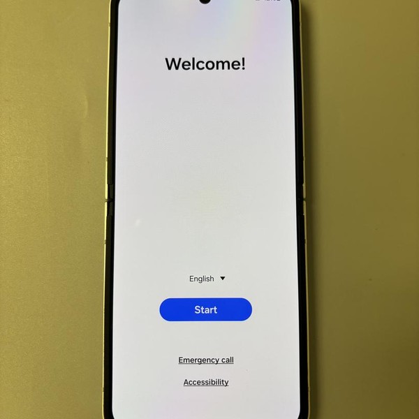 Samsung Galaxy Z Flip6 - AT&T, 256 GB, Peach, 12 GB, SM-F741U