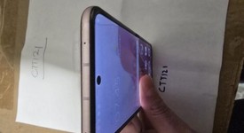 Good
													Motorola Razr (2025) - Unlocked, Pink, 256 GB, 8 GB, photo 2 of 8