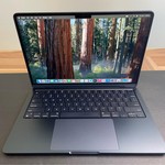 Mint MacBook Air 2022 (M2) - 13 inch - Apple M2, Midnight, 256 GB, 8 GB