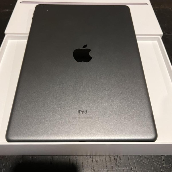 Apple iPad 8th Gen - Wi-Fi, 32 GB, Gray, A2270