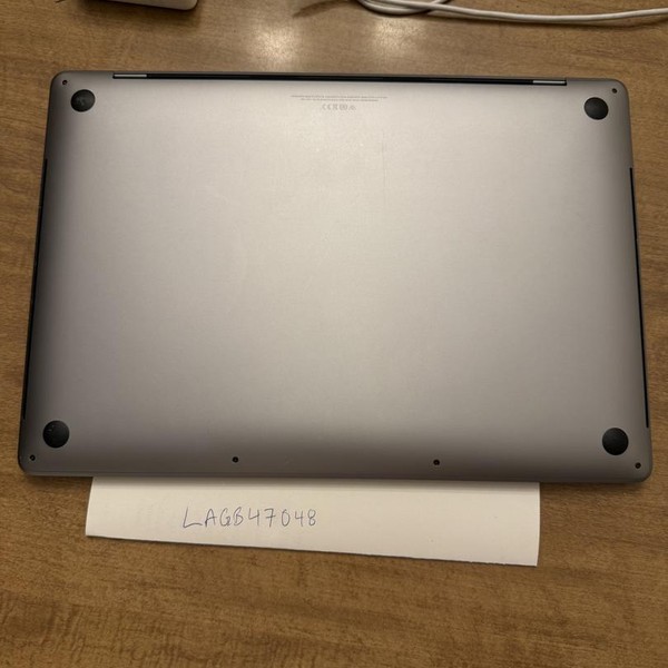 MacBook Pro 2019 - 16 inch - 1 TB, Silver, 16 GB, Intel Core i9