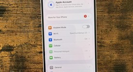 Mint
													Apple iPhone 15 Plus - Unlocked, Pink, 128 GB, A2847, photo 1 of 9