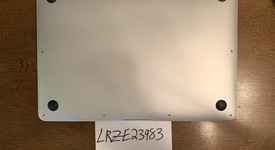 Good
													MacBook Air 2015 - 13" - Silver, 128 GB, 4 GB, photo 3 of 5