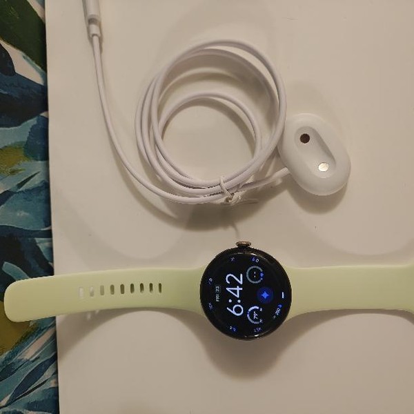 Google Pixel Watch - T-Mobile, Gold, LTE
