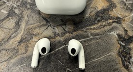 Used
													Apple AirPods 3rd Gen - MagSafe Case, photo 5 of 9