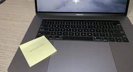 Good
													MacBook Pro 2018 (With Touch Bar) - 15" - I7, Gray, 512 GB, 16 GB, photo 6 of 6