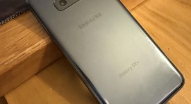 Good
													Samsung Galaxy S10e - AT&T, Black, 128 GB, 6 GB, SM-G970U, photo 3 of 6