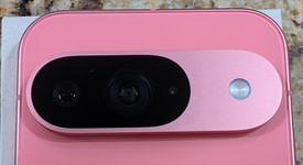 Mint
													Google Pixel 9 - Unlocked, Peony, 128 GB, 12 GB, G2YBB, photo 2 of 9