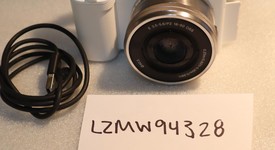 Good
													Sony ZV-E10 - White, photo 1 of 9