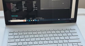 Good
													Microsoft Surface Book - Silver, 1 TB, 16 GB, photo 3 of 5