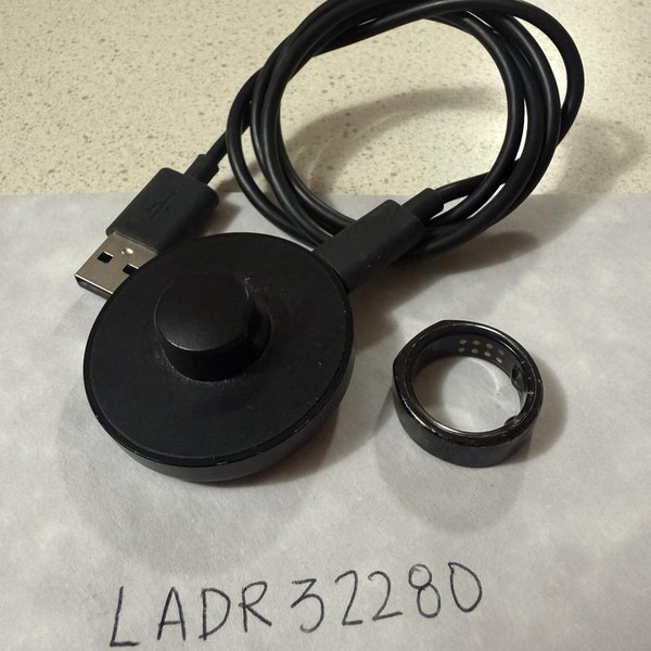 Oura Ring Gen 3 - Black, Size 9, Heritage