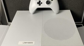 Good
													Xbox One S (2016) - White, 1 TB, photo 1 of 11