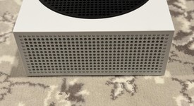 Mint
													Xbox Series S (2020) - White, 512 GB, photo 3 of 7