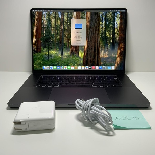 MacBook Pro Late 2023 (M3) - 16 inch - 1 TB, Black, 48 GB, Apple M3 Max 16-core, 40-core GPU