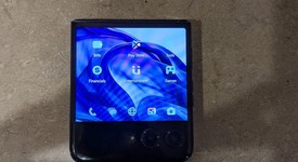 Good
													Motorola Razr Plus (2024) - Unlocked, Navy Blue, 256 GB, 12 GB, photo 5 of 11