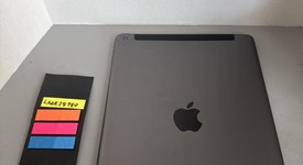 Good
													Apple iPad 9th Gen - Unlocked, Gray, 256 GB, A2603, photo 3 of 5