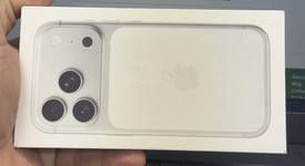 New
													Apple iPhone 17 Pro - Unlocked, Silver, 1 TB, A3256, photo 2 of 2