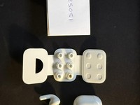 Apple AirPods Pro 2nd Gen