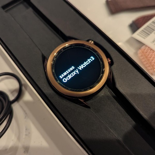 Samsung Galaxy Watch3 - Unlocked, Mystic Bronze, 41mm