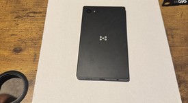 Mint
													Minimal Phone - Unlocked, Onyx, 128 GB, 6 GB, photo 4 of 4