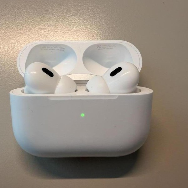 Apple AirPods Pro 2 - USB-C