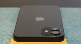 Mint
													Apple iPhone 12 - Unlocked, Black, 64 GB, A2172, photo 5 of 12