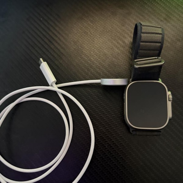 Apple Watch Ultra 2 49mm - Unlocked, Natural, A2986