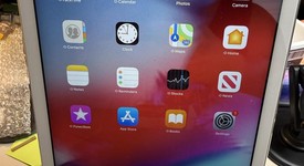 Good
													Apple iPad Air - Wi-Fi, Silver, 16 GB, photo 1 of 5