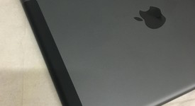 Good
													Apple iPad 9th Gen - Unlocked, Gray, 64 GB, A2603, photo 4 of 7
