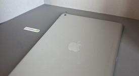 Good
													Apple iPad 9th Gen - Wi-Fi, Silver, 64 GB, A2602, photo 4 of 5