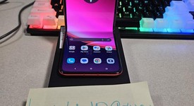 Mint
													Motorola Razr Plus (2023) - T-Mobile, Magenta, 256 GB, 8 GB, photo 1 of 7