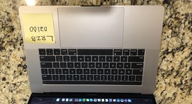 Good
													MacBook Pro 2018 (With Touch Bar) - 15" - I7, Silver, 256 GB, 16 GB, photo 4 of 6