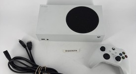 Good
													Xbox Series S (2020) - White, 512 GB, photo 1 of 10