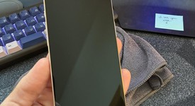 Mint
													Apple iPhone Air - Unlocked, Cloud White, 256 GB, A3260, photo 4 of 10