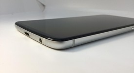 Good
													Moto Z4 - Verizon, White, 128 GB, 4 GB, photo 2 of 8
