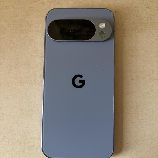 Google Pixel 10 Pro - Verizon, 128 GB, Moonstone, G4QUR