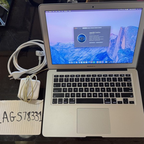 MacBook Air 2017 - 13 inch - 128 GB, Silver, 8 GB, Intel Core i5