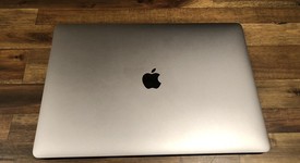Mint
													MacBook Pro 2017 (With Touch Bar) - 15" - I7, Gray, 512 GB, 16 GB, photo 5 of 7